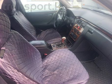 Mercedes-Benz E-Class, 2001 — photo 4