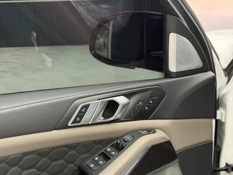 BMW X5 M, 2025 — photo 9