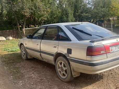 Mazda 626, 1990 — photo 2
