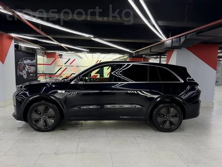 Li Auto (Lixiang) L6, 2024 — 照片 2