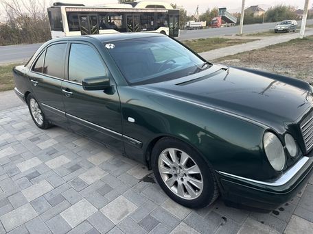 Mercedes-Benz E-Класс, 1996 — сүрөт 3