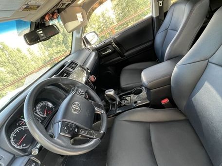 Toyota 4Runner, 2020 — сүрөт 13