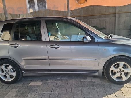 Mazda Demio, 2005 — 照片 2