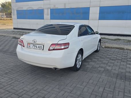 Toyota Camry, 2010 — фото 4