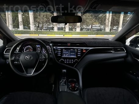 Toyota Camry, 2018 — фото 9