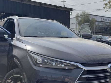 BYD Tang, 2022 — 照片 1