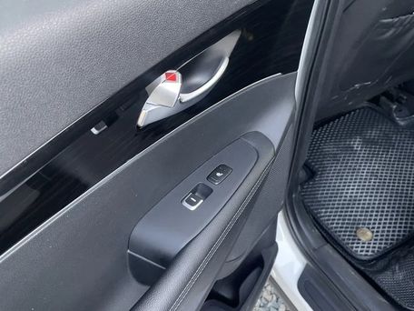 Kia Sorento, 2019 — сүрөт 8
