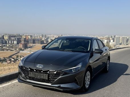 Hyundai Avante, 2021 — 照片 1