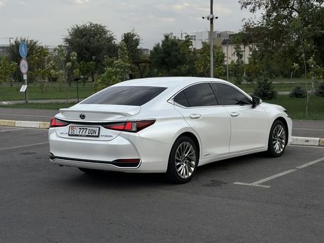 Lexus ES, 2019 — photo 4