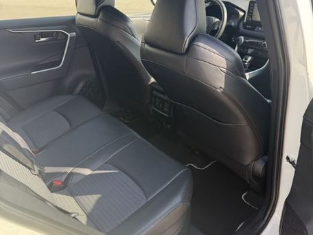 Toyota RAV4, 2021 — сүрөт 9