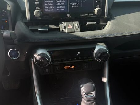 Toyota RAV4, 2020 — photo 10