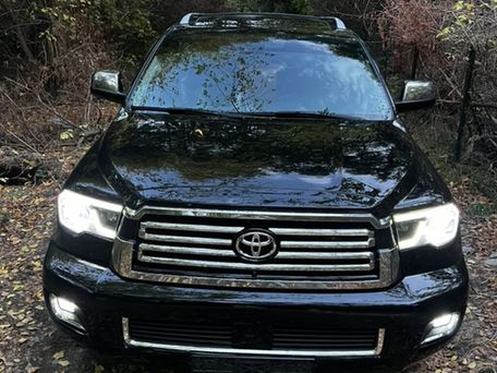 Toyota Sequoia, 2018 — фото 1