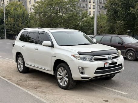 Toyota Highlander, 2012 — photo 2