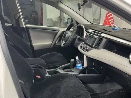 Toyota RAV4, 2015 — фото 7