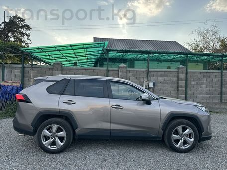 Toyota RAV4, 2022 — фото 4