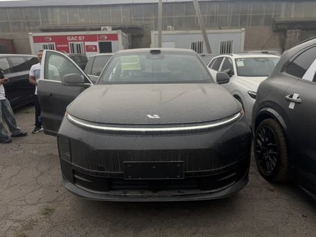Li Auto (Lixiang) L6, 2026