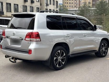 Toyota Land Cruiser, 2021 — фото 5