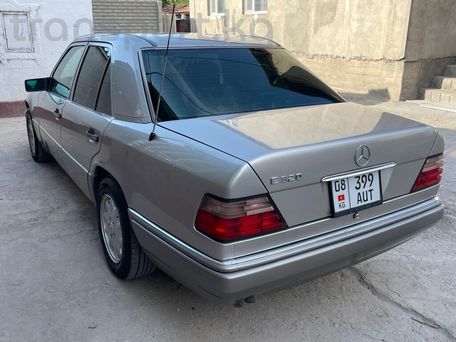 Mercedes-Benz W124, 1994 — photo 9