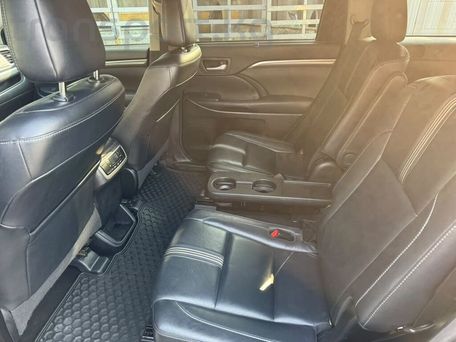 Toyota Highlander, 2018 — photo 9