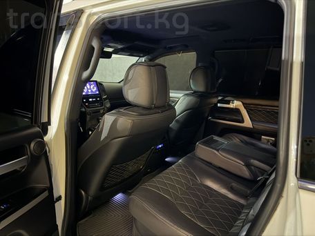 Toyota Land Cruiser, 2017 — сүрөт 12