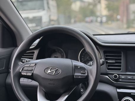 Hyundai Avante, 2019 — photo 14