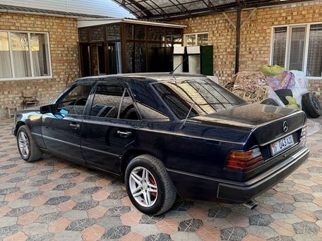 Mercedes-Benz W124, 1988 — фото 4