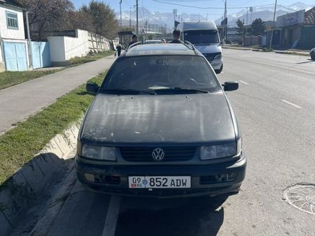 Volkswagen Passat, 1994 — photo 2
