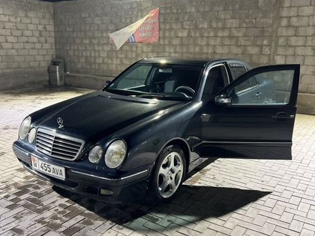Mercedes-Benz E-Class, 2000 — photo 3