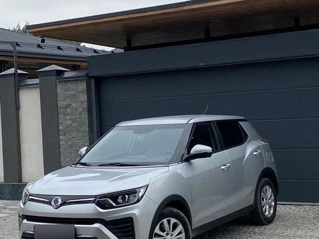 SsangYong Tivoli, 2015 — фото 1