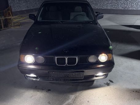 BMW 5 Series, 1990 — photo 2