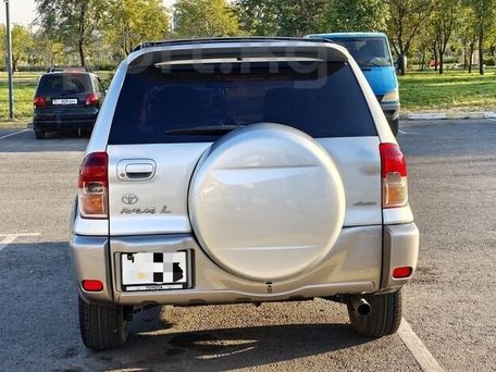 Toyota RAV4, 2001 — 照片 3