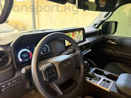 Toyota Land Cruiser Prado, 2024 — photo 4