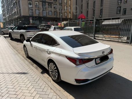 Lexus ES, 2021 — photo 4