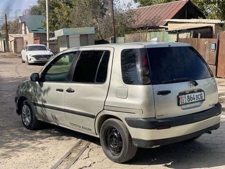 Toyota Raum, 1999 — photo 4
