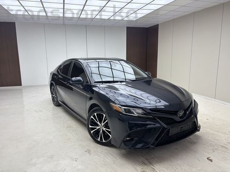 Toyota Camry, 2020
