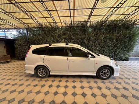 Honda Stream, 2001 — фото 2