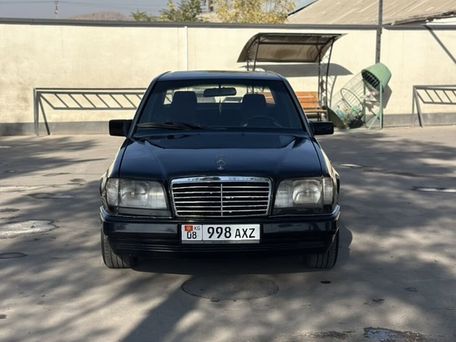Mercedes-Benz W124, 1993 — 照片 1