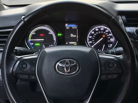 Toyota Camry, 2020 — фото 10