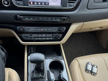 Kia Carnival, 2020 — фото 16