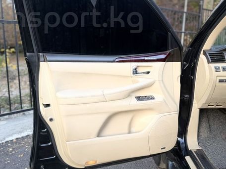 Lexus LX, 2010 — photo 12