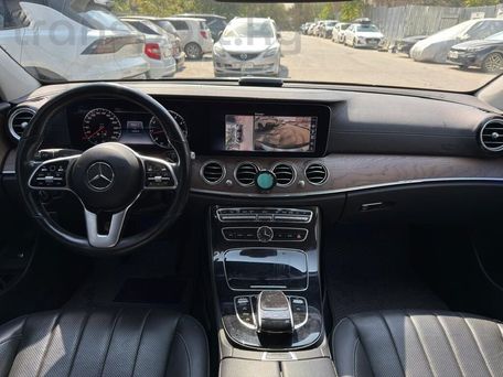 Mercedes-Benz E-Класс, 2019 — фото 12