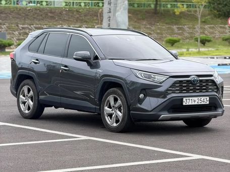 Toyota RAV4, 2020 — сүрөт 2