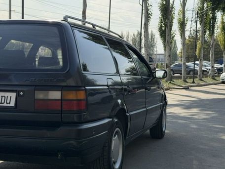 Volkswagen Passat, 1992 — 照片 3
