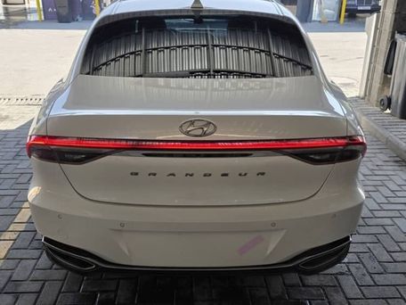 Hyundai Grandeur, 2021 — photo 1