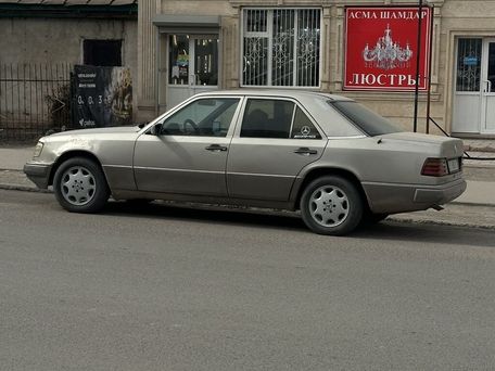 Mercedes-Benz W124, 1992 — фото 3