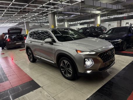 Hyundai Santa Fe, 2019 — 照片 2