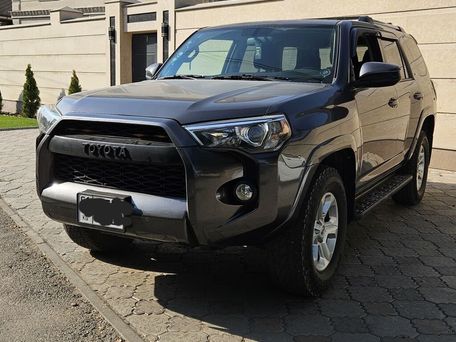 Toyota 4Runner, 2018 — фото 2