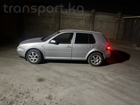 Volkswagen Golf, 2002