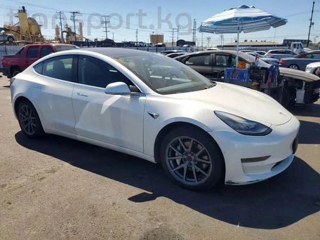 Tesla Model 3, 2020 — сүрөт 4