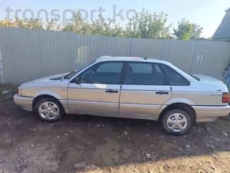 Volkswagen Passat, 1988 — сүрөт 5